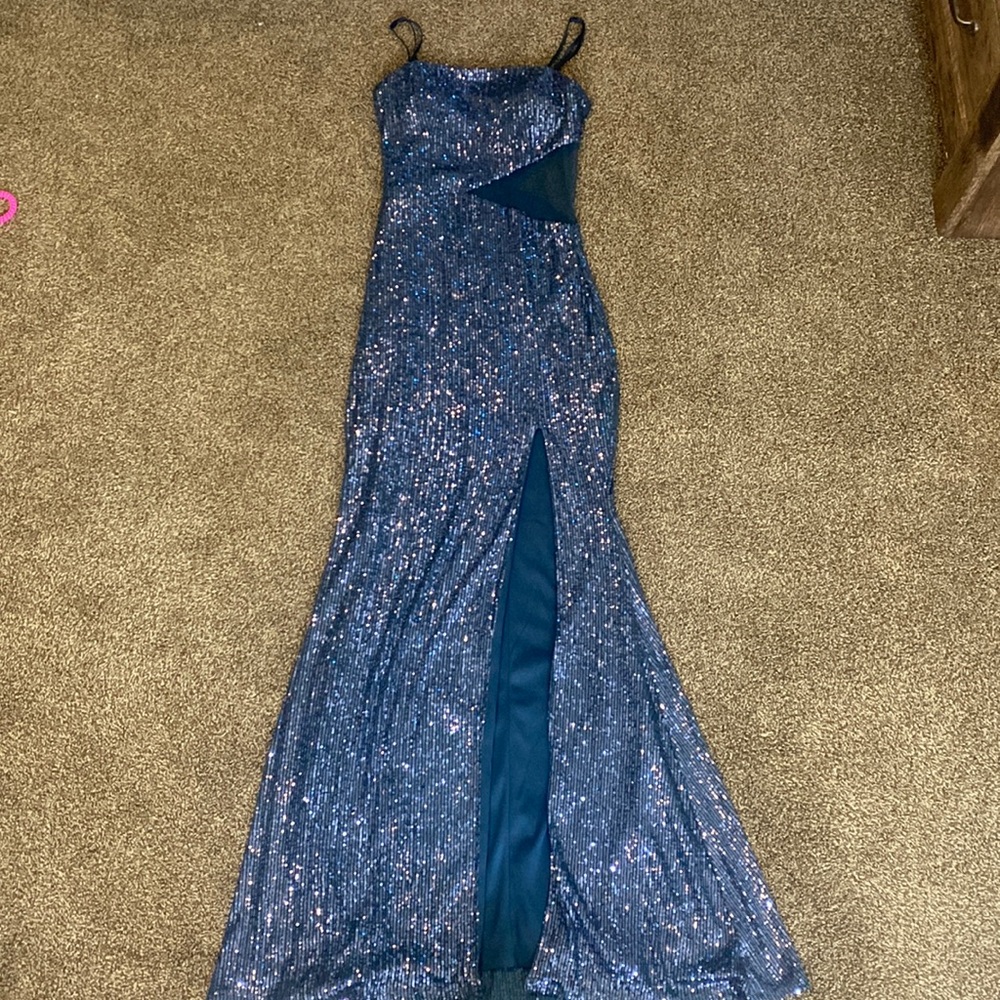 Blue prom dress